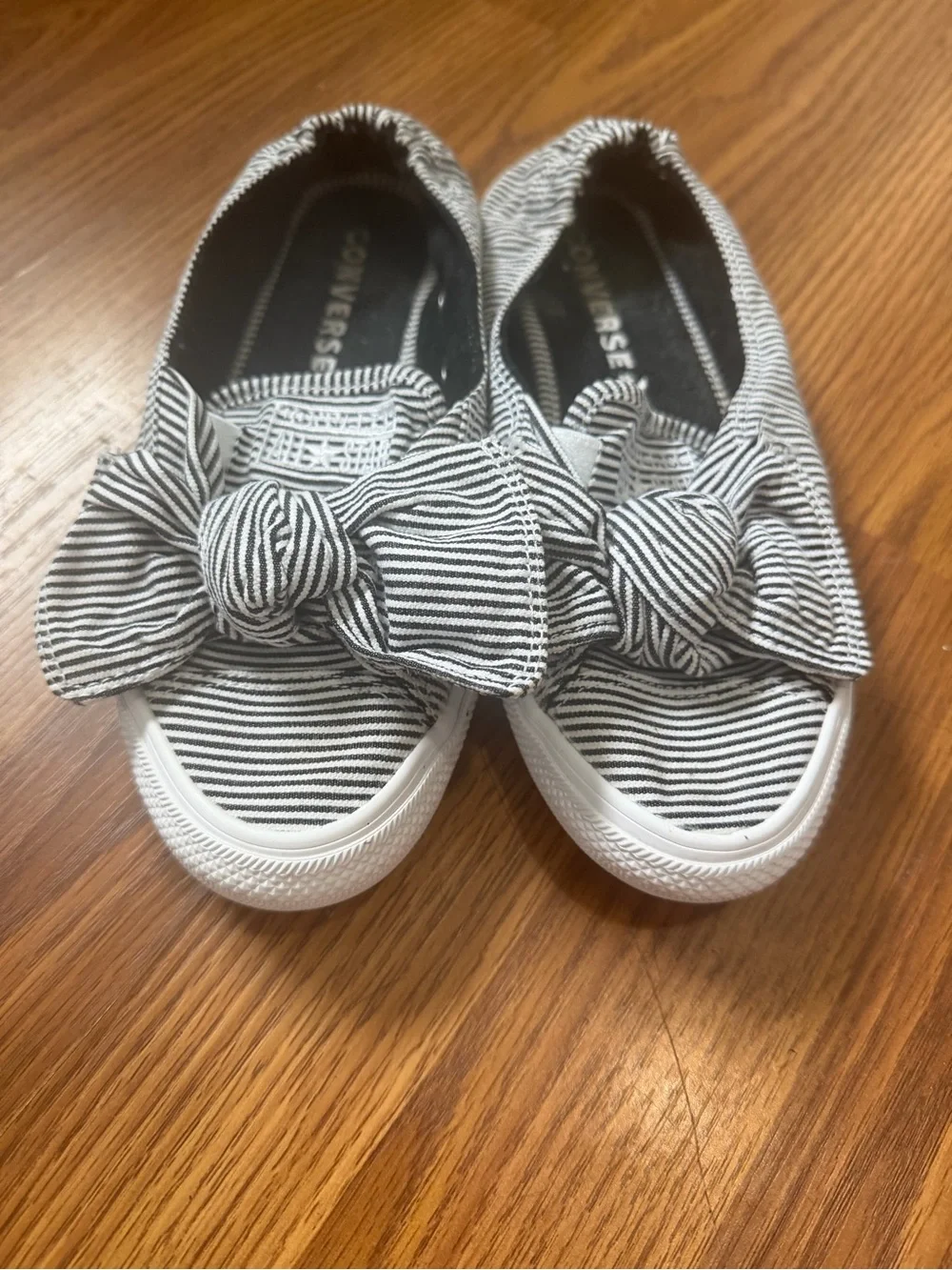 Converse Chuck Taylor All Star Pinstripe Knot Bow Slip On Sneakers 7
